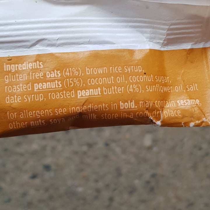 photo of Deliciously Ella Peanut Butter Oat Bar shared by @vanpanda on  06 Jun 2022 - review