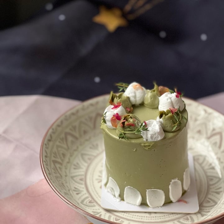 photo of Greendot Patisserie ILY So Matcha Azuki Cake shared by @consciouscookieee on  15 Jul 2022 - review