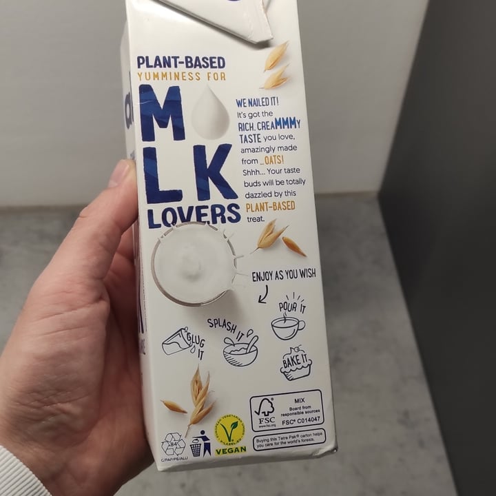 photo of Alpro Shhh… This Is Not Milk 3,5% shared by @danga on  16 Apr 2022 - review