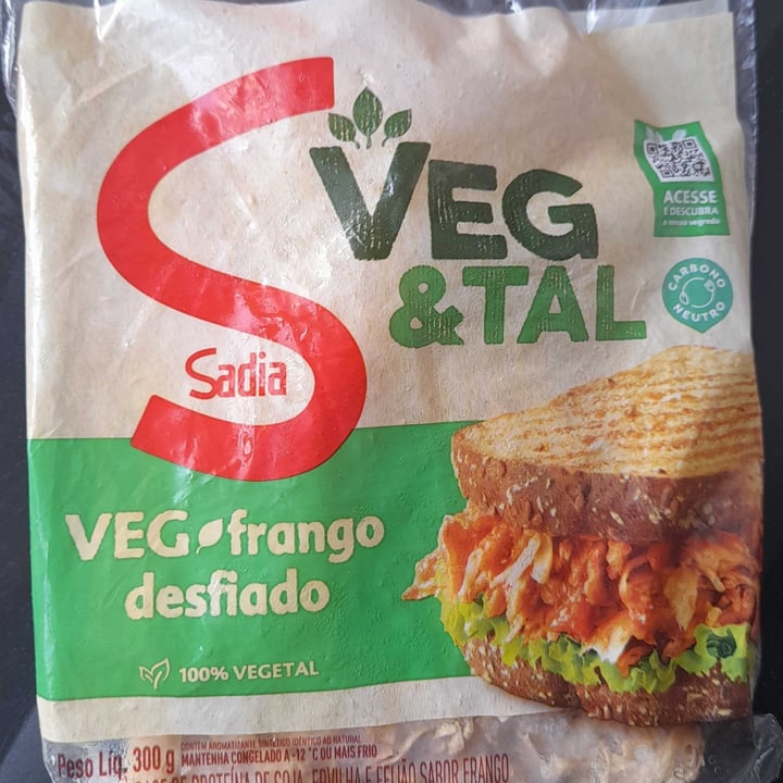 review photo of Sadia Veg Frango Desfiado shared by @glauci21 on 16 Apr 2022 - review