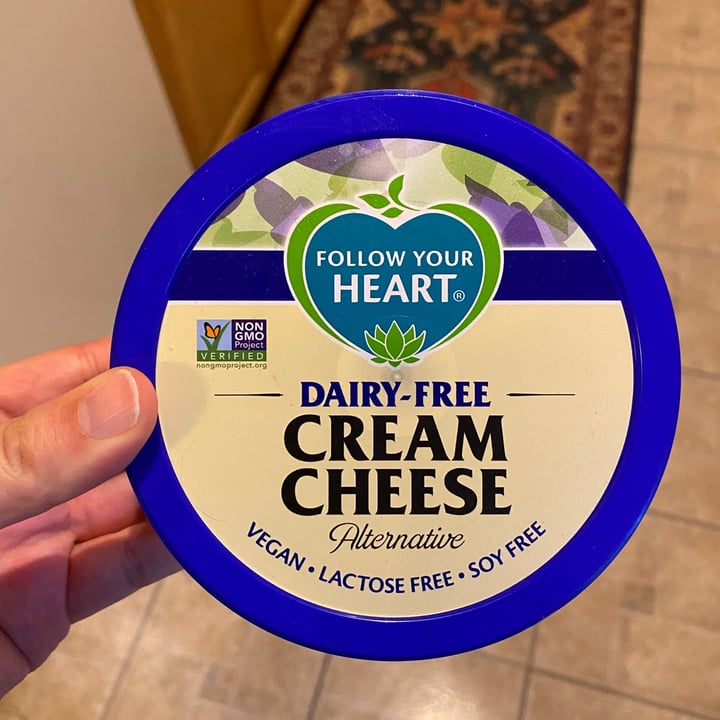 photo of Follow your Heart Dairy Free Cream Cheese shared by @jenniferchristine on  25 Dec 2020 - review