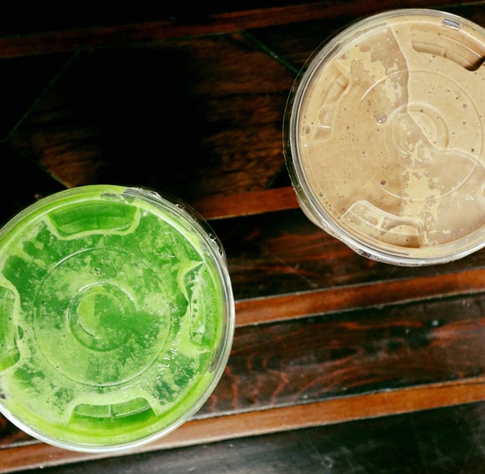 Glorious Greens(left), Mammoth Mocha Smoothie(right)
