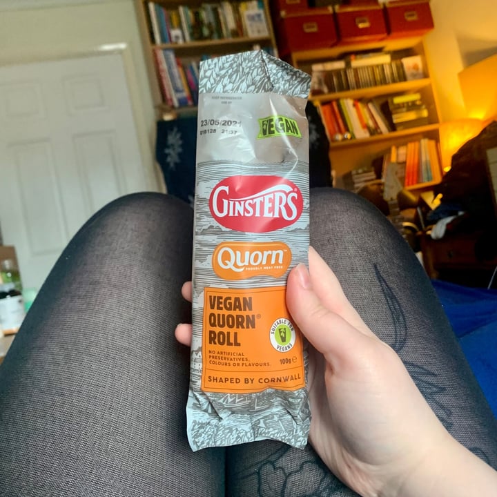 photo of Ginsters Vegan Sausage Roll shared by @gutterglitter on  18 May 2021 - review