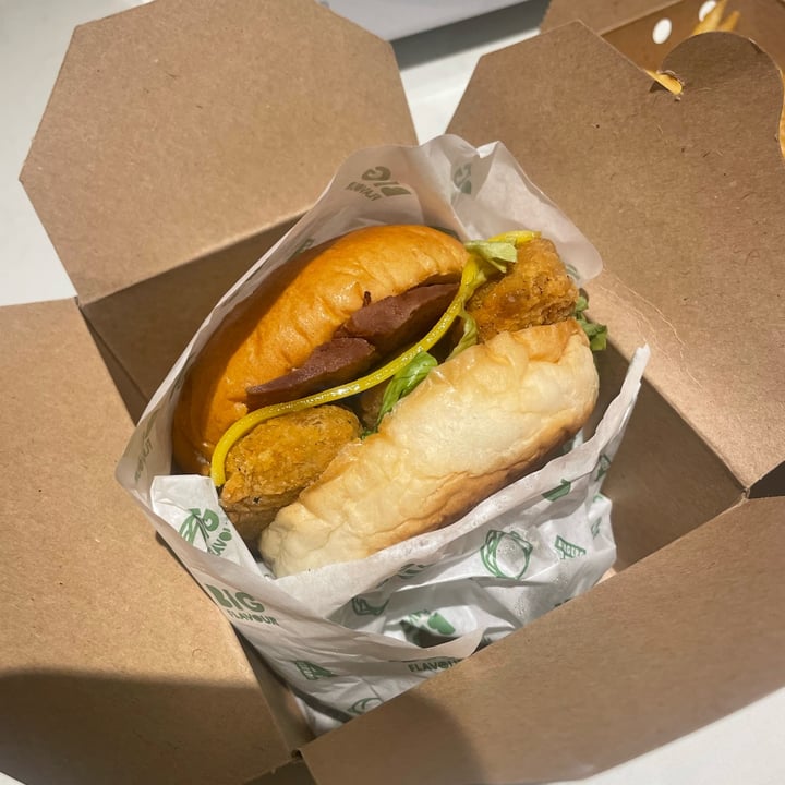 review photo of A Burgers By Taster California dreaming shared by @eleonoradoss on 13 Apr 2022 - review