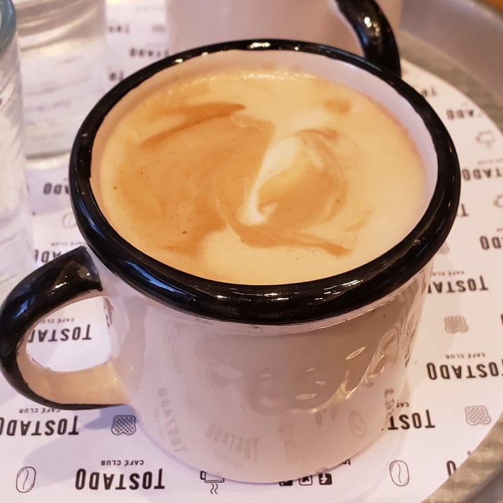 review photo of Tostado Café Club - Av. Callao Latte con Leche de Almendras shared by @manudezan on 03 Jul 2022 - review