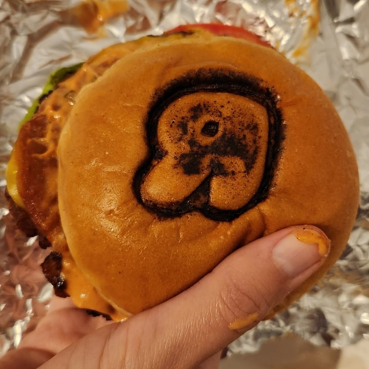 review photo of La Recontra - Fast Good Vegano Cheese bacon shared by @susanacardich on 04 Nov 2022 - review