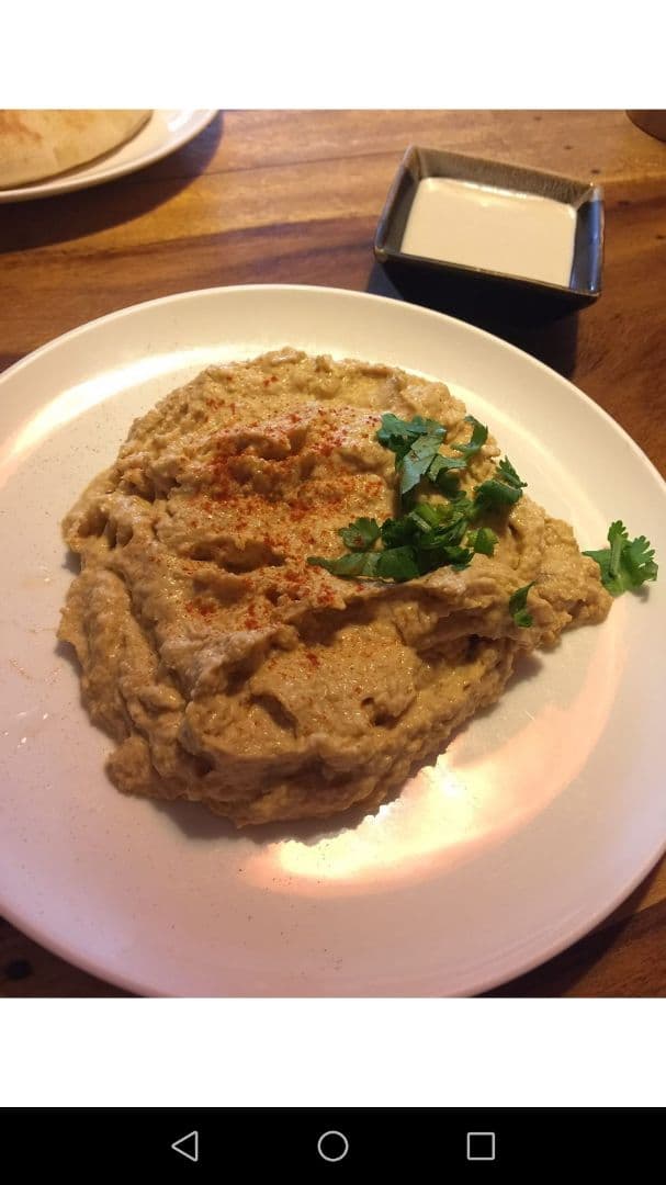菜肴“Hummus”的照片