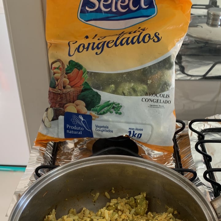 review photo of Select brocolis congelado shared by @smenezes on 13 May 2022 - review