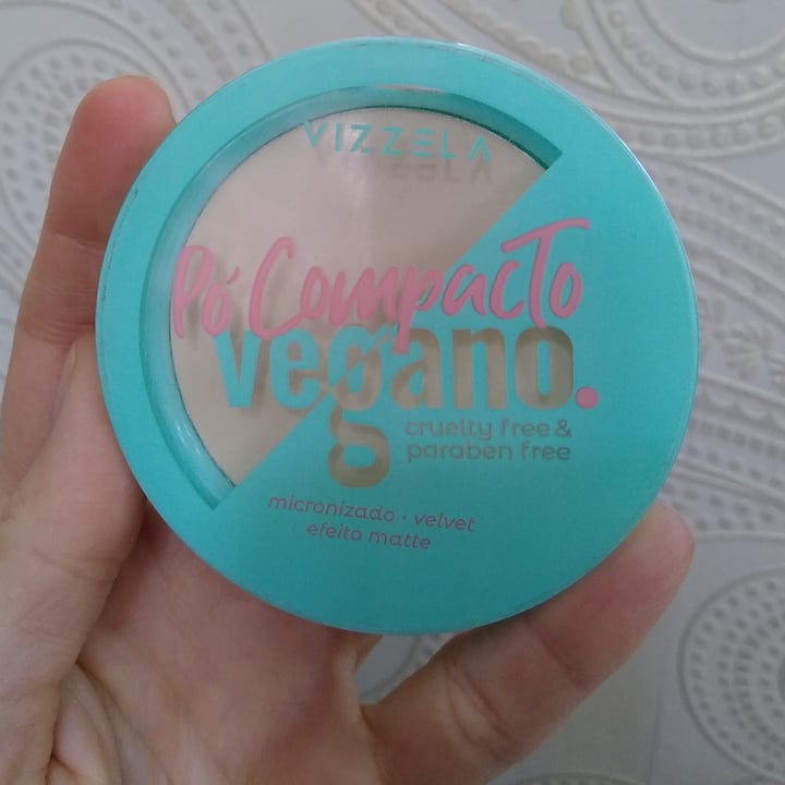 photo of Vizzela Cosméticos Pó Compacto shared by @marianabuono on  02 Oct 2022 - review