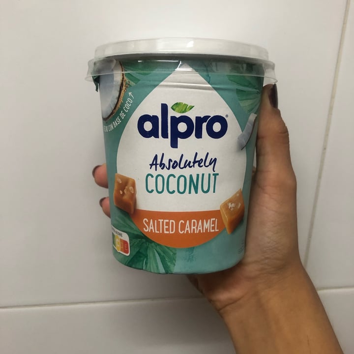 photo of Alpro absolut coconut salted caramel shared by @gisvitlavie on  04 Sep 2022 - review