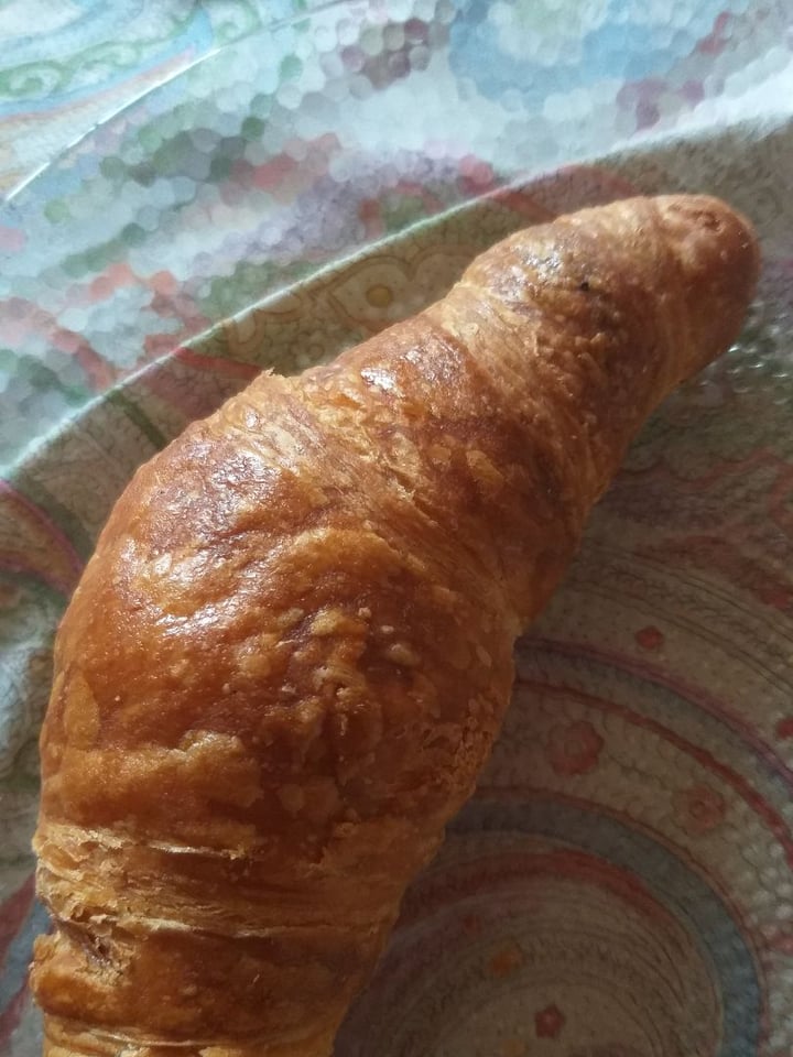 photo of Costumbres Argentinas Cornetto Vegano shared by @lucartagena12 on  12 Apr 2020 - review