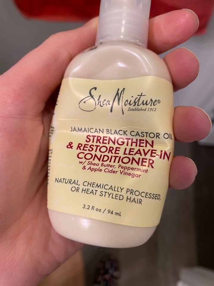 photo of SheaMoisture Leave in conditioner shared by @courtthetort on  23 Jan 2020 - review