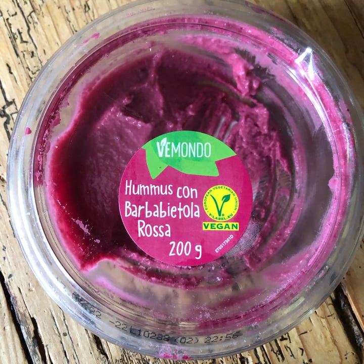 review photo of Vemondo hummus alla barbabietola shared by @elenaerossini on 08 May 2022 - review