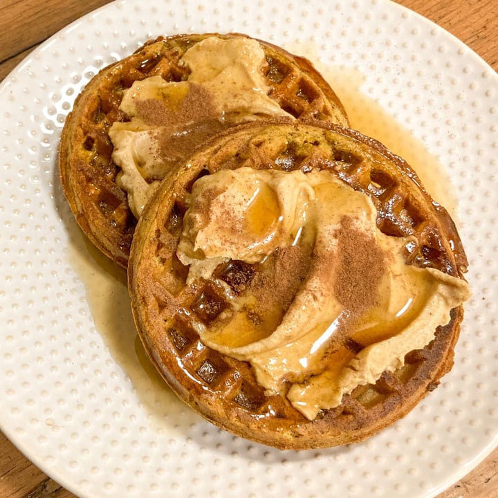 photo of Nature's Path Foods Pumpkin Spice Waffle shared by @alleycatz on  21 Oct 2021 - review