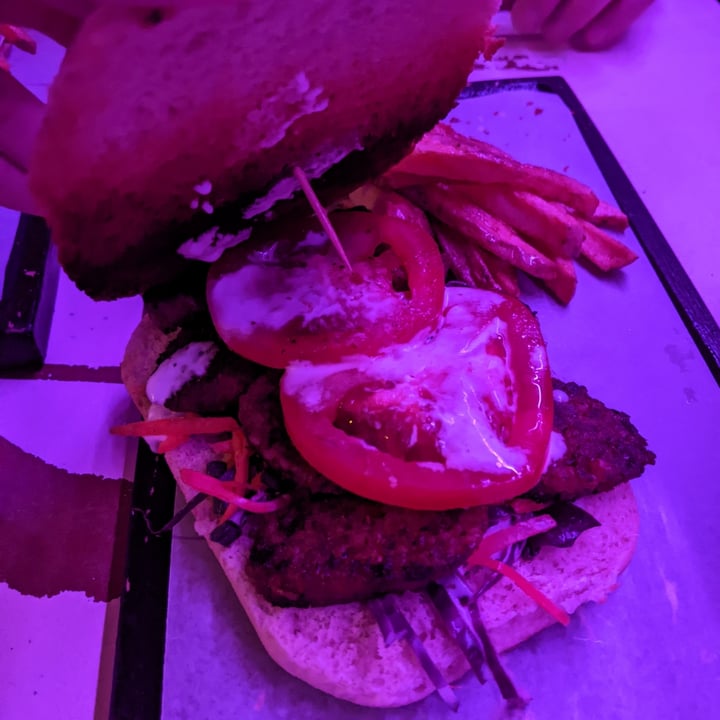 review photo of APOLO Bar Multiespacio Choripán vegano shared by @cardolina on 28 Oct 2022 - review
