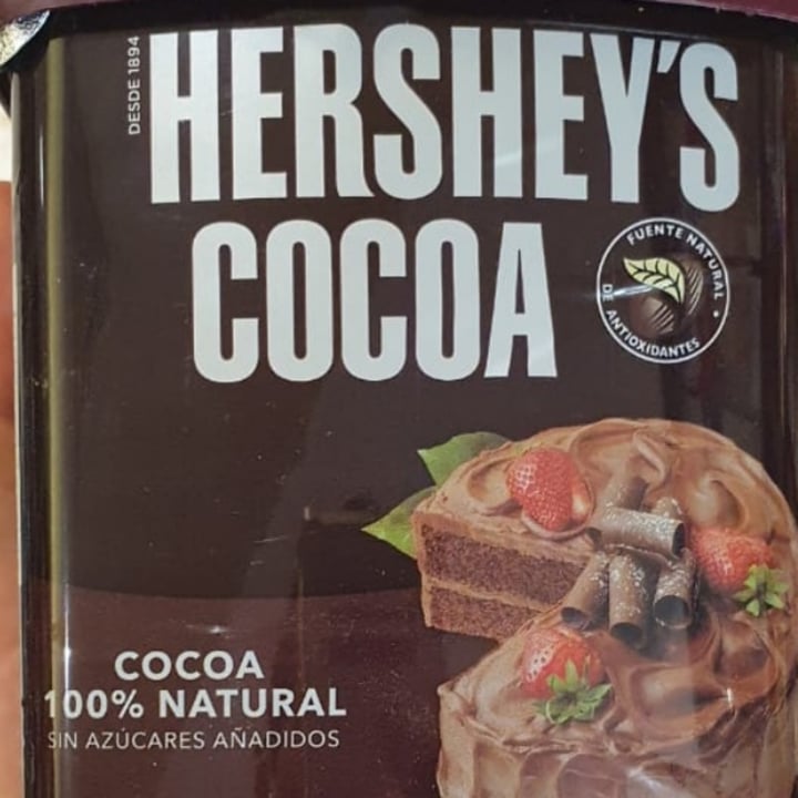 photo of Hershey's Cocoa powder shared by @yessimayorga1 on  28 Jun 2022 - review
