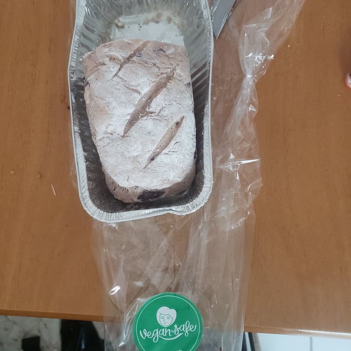 photo of Vegan Safe Pão De Azeitona shared by @thaisspin on  19 Jul 2021 - review