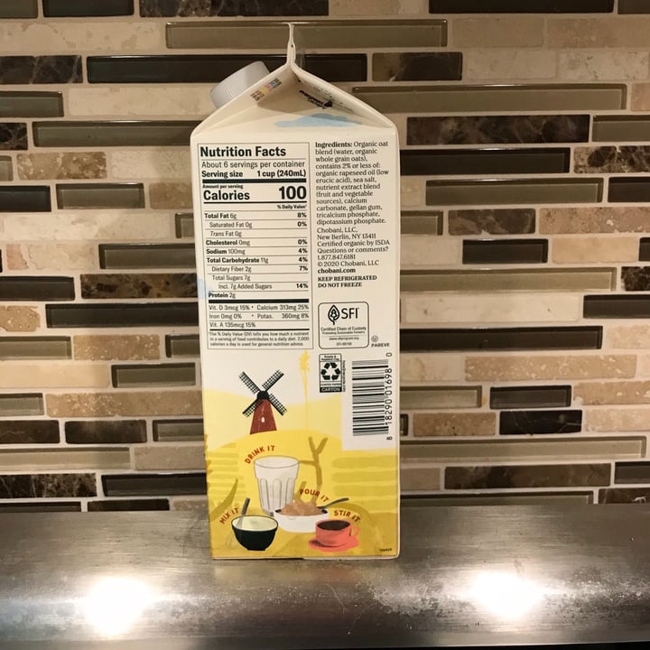 photo of Chobani Plain Oat Milk shared by @thevegfriend on  26 May 2021 - review