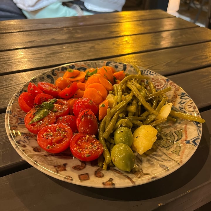 review photo of Madegra Insalata Mista shared by @rugilo on 03 Oct 2022 - review