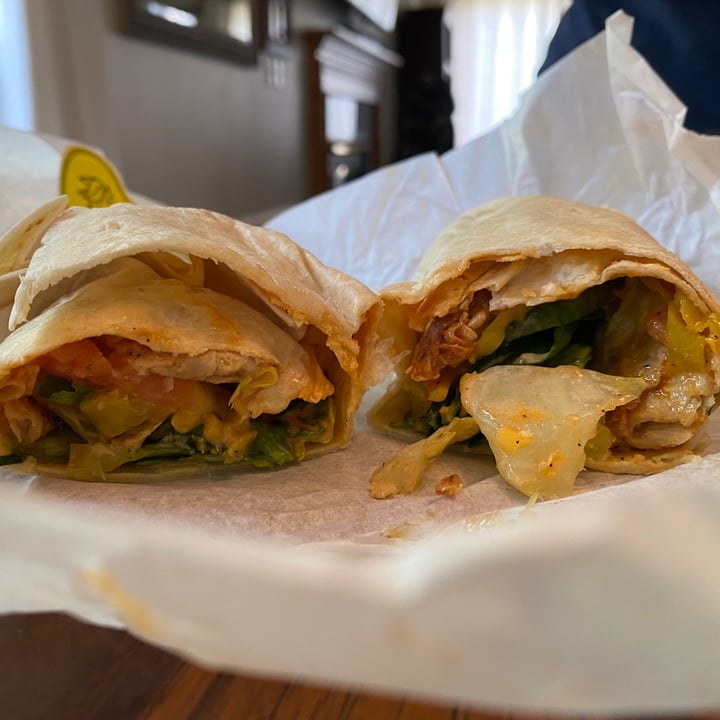 photo of STALK & SPADE Buffalo Grilled Chick’n Wrap shared by @hnmk on  19 Aug 2021 - review