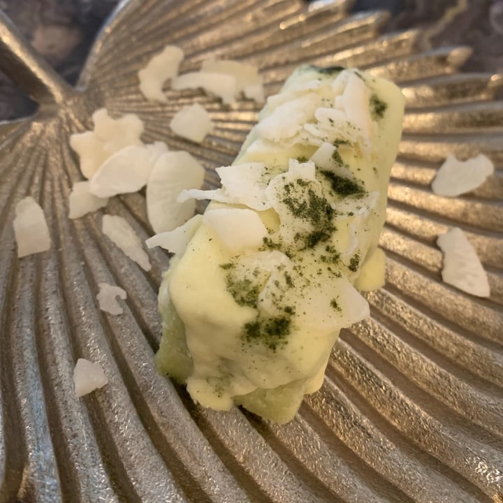 photo of Keto Royale Kafe Vegan Matcha Bounty shared by @minveg on  17 May 2021 - review