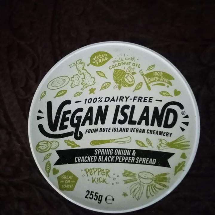 photo of vegan island dairy free spread shared by @sanleeping on  04 Aug 2022 - review