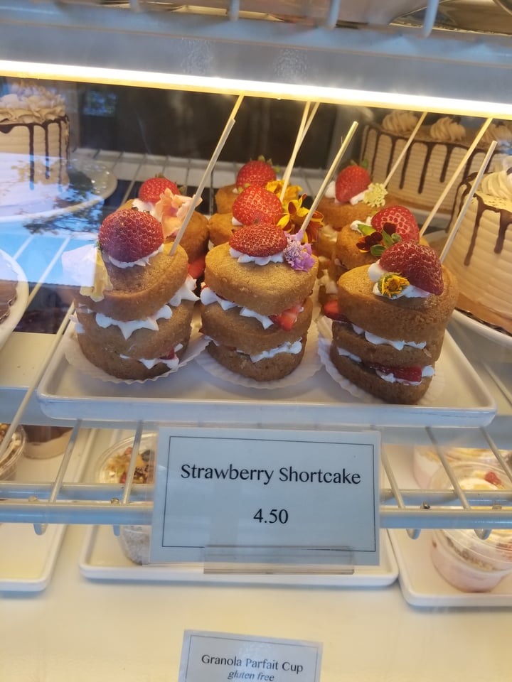 review photo of Timeless Coffee Strawberry Shortcake shared by @wellnesswize on 11 Nov 2018 - review