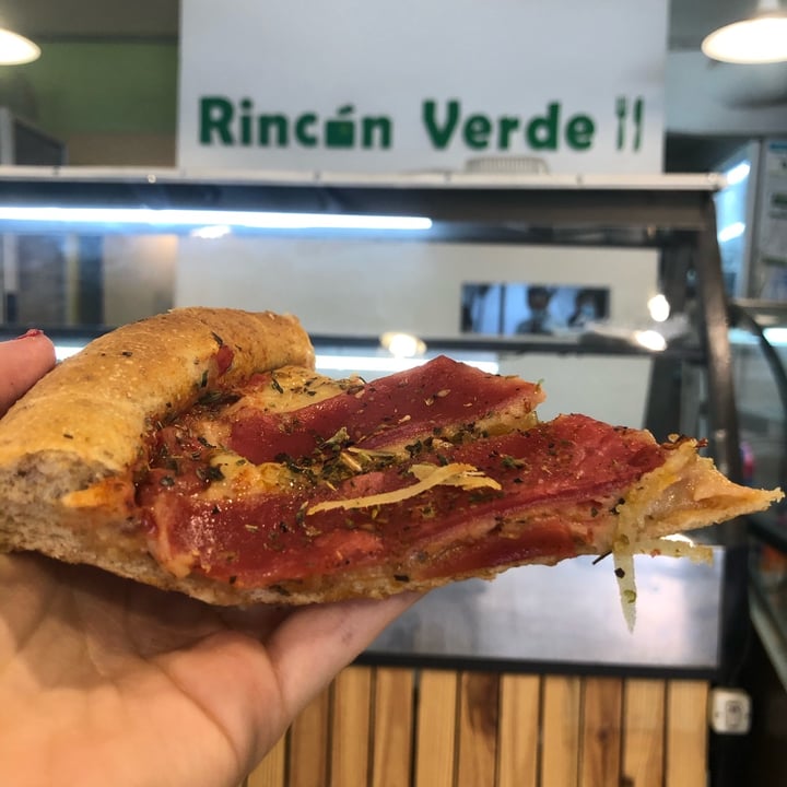 photo of Rincon Verde Pizza Especial shared by @claracartasegna on  15 Feb 2022 - review