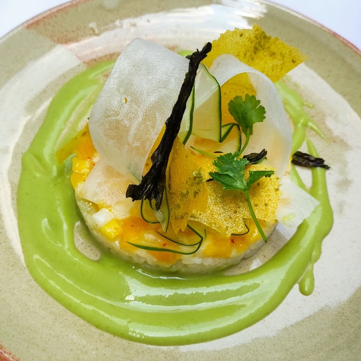 review photo of Gioia Restaurante & Terrazas Tartar de arroz basmati con mango, pepino y algas shared by @mababu on 05 Feb 2022 - review