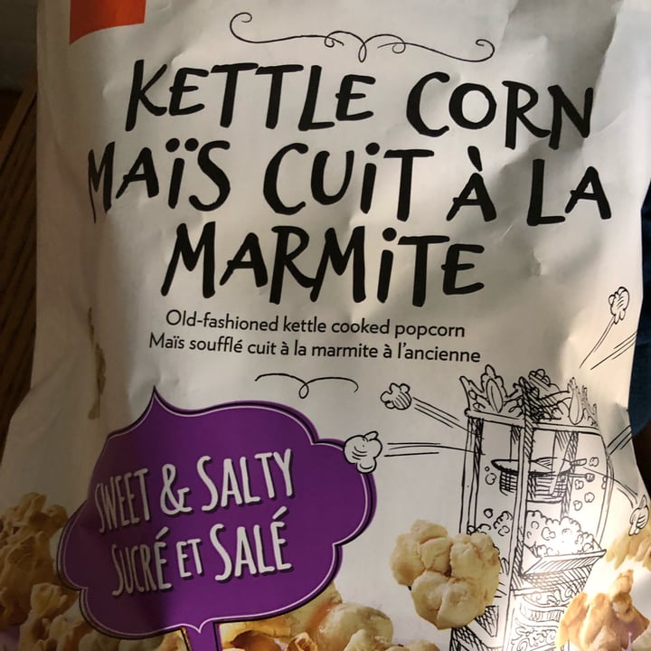 photo of President's Choice Sweet and Salty popcorn shared by @aamber on  12 Dec 2021 - review