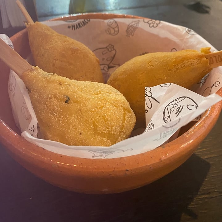 photo of Titia Avó Maria Coxinha Coxinha vegana shared by @thayspereira on  26 May 2022 - review