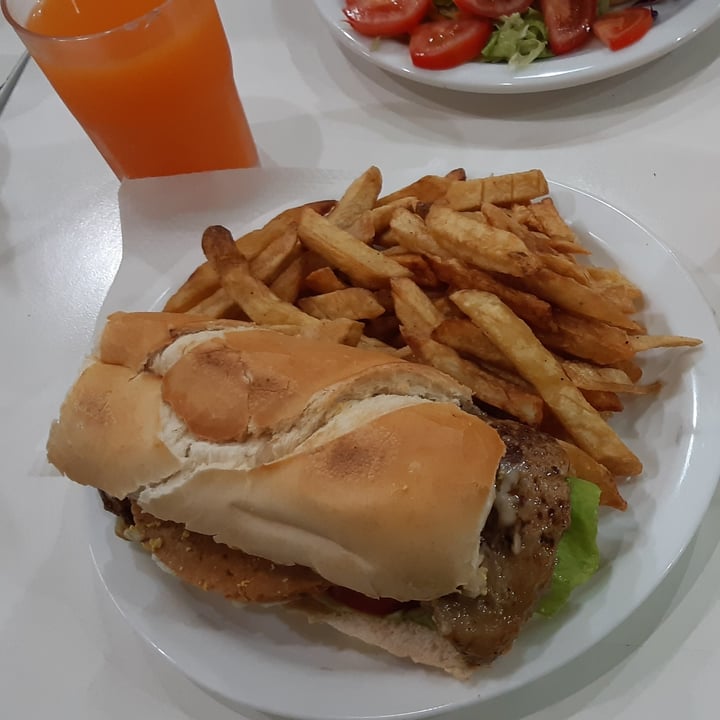 photo of Loving Hut Microcentro Bondiola Lover Completa shared by @anana on  11 Oct 2021 - review