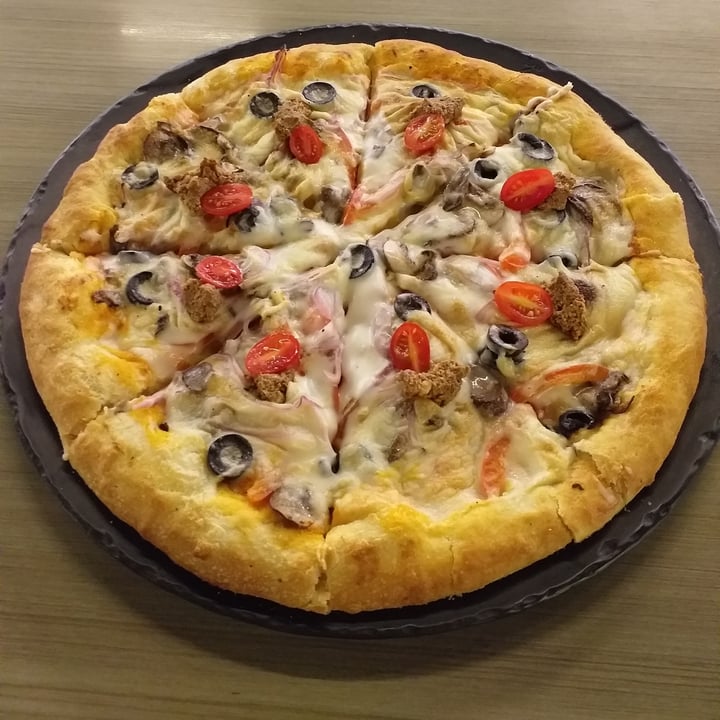 photo of Vegan inc. Plaza 404 Pizza Italiana shared by @omar0505 on  21 Oct 2020 - review