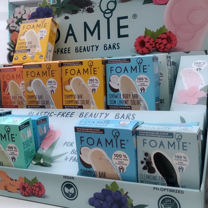 review photo of Foamie Coconut shampoo bar shared by @albajmolina on 07 Jul 2022 - review