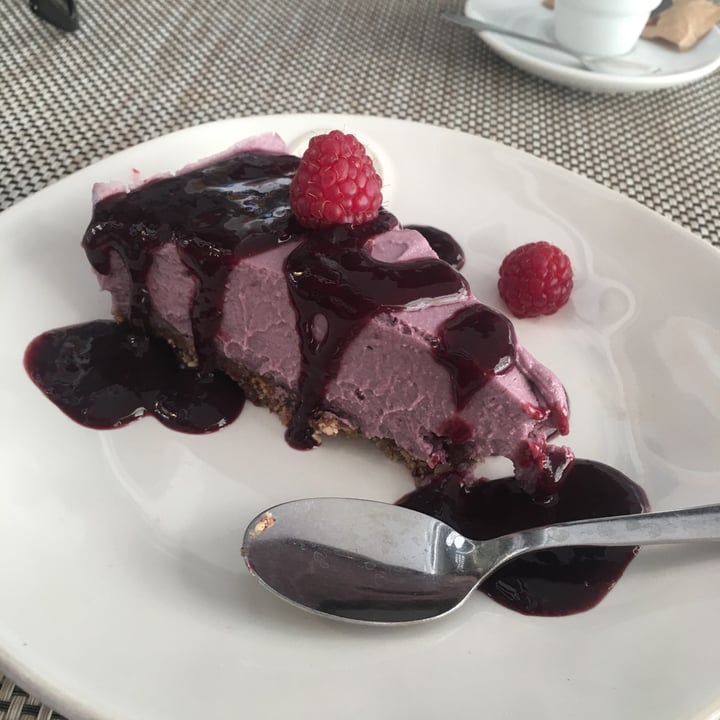 review photo of Local - Your Healthy Kitchen Raspberry cheesecake shared by @raqspoderosa on 24 Jun 2020 - review