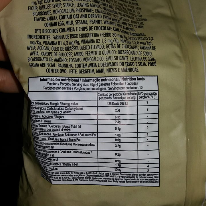 review photo of Tostex Galletas Con Avena Y Chips shared by @agustinadiaz on 11 Mar 2022 - review