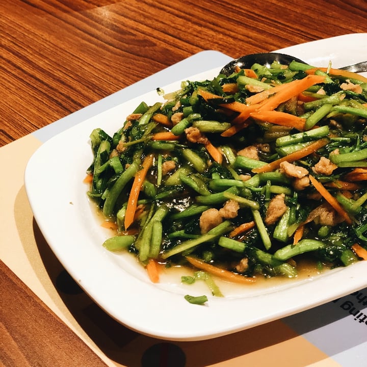 photo of Time's Vege Stir-Fried Watercress with Crisps shared by @consciouscookieee on  23 Aug 2020 - review