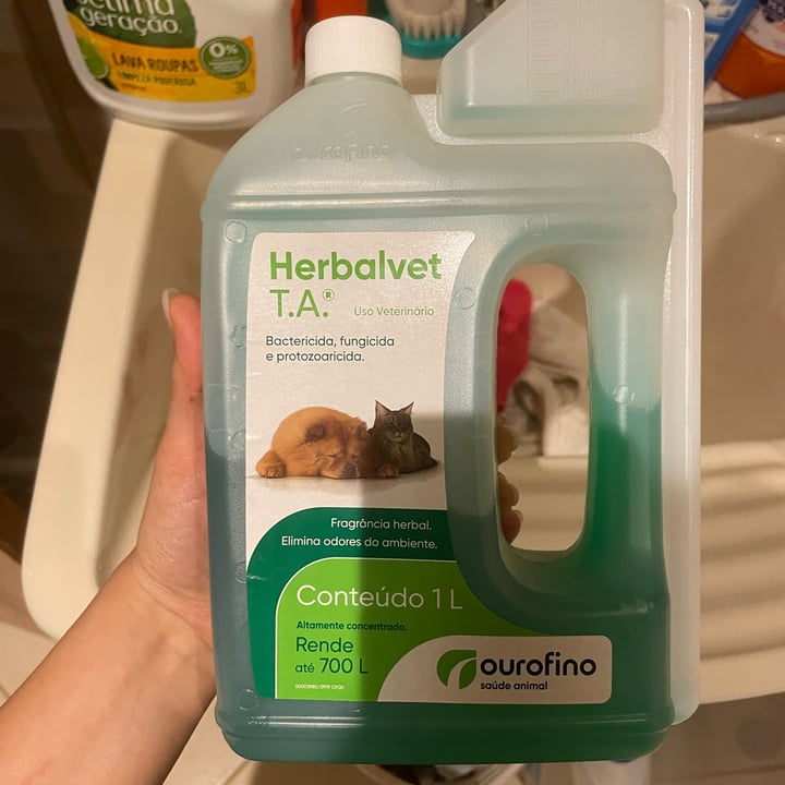 review photo of Ourofino Herbalvet T.A. shared by @alicesviana on 26 Oct 2021 - review