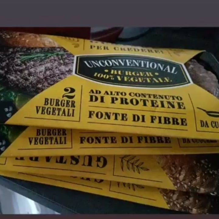 review photo of Unconventional Burger Vegetale Classico - Classic Burger shared by @robykavinsky on 12 Jan 2022 - review
