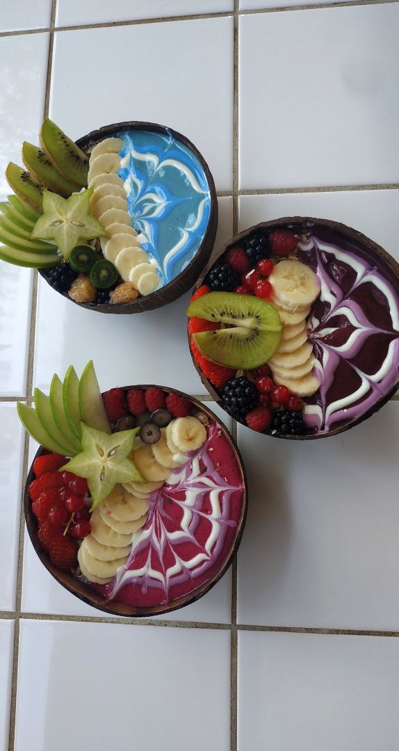 photo of Rainbowls Amsterdam Acai Bowl shared by @carmelsh57 on  04 Jan 2020 - review