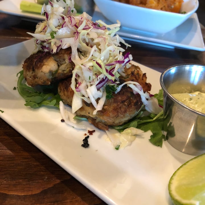 photo of O’cado Restaurant O’crab cakes shared by @evolotus on  30 Dec 2018 - review