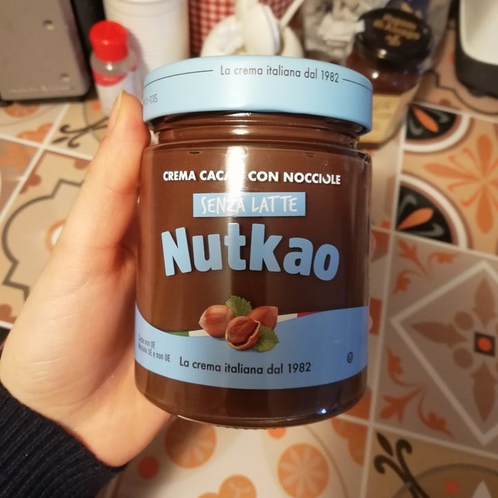 photo of Nutkao Crema cacao con nocciole Senza latte shared by @anyalce on  27 Mar 2022 - review