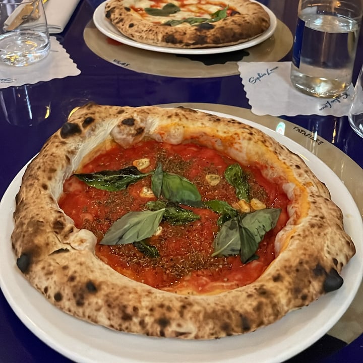 photo of Sophia Loren Original Italian Food Pizza Marinara shared by @lidiaborrelli on  09 Jul 2022 - review