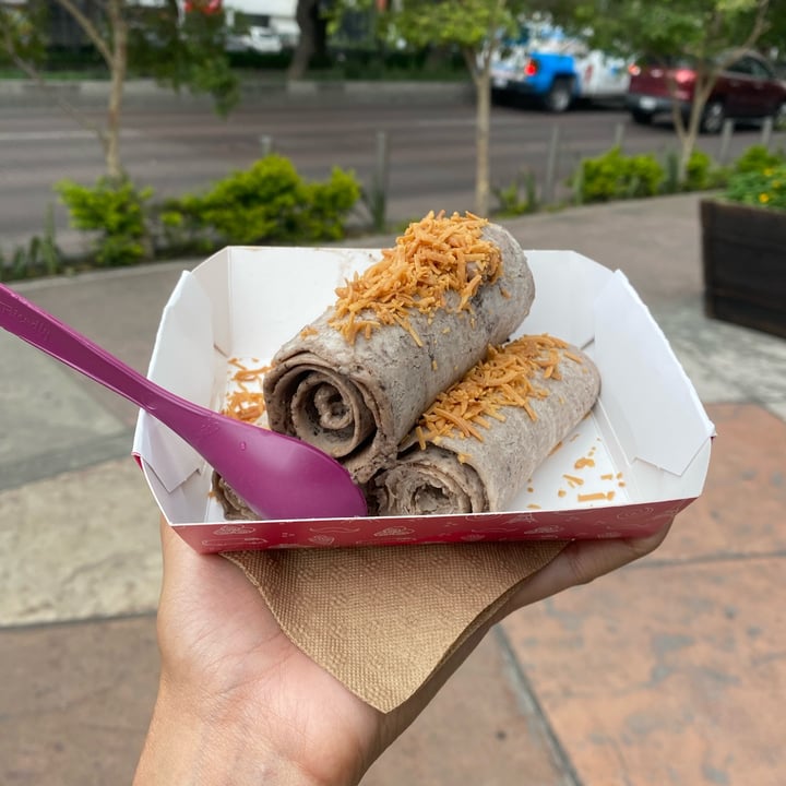 review photo of Le Mime Helado Oreo shared by @paolaminerva on 10 Dec 2021 - review