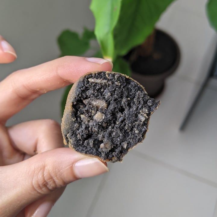 photo of The Clean Addicts Black Sesame Kinako Oat Bliss Ball shared by @bornvegetarian on  13 Oct 2022 - review