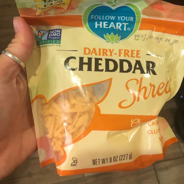 photo of Daiya Cheddar Style Shreds shared by @maddycakkes on  15 Jun 2020 - review