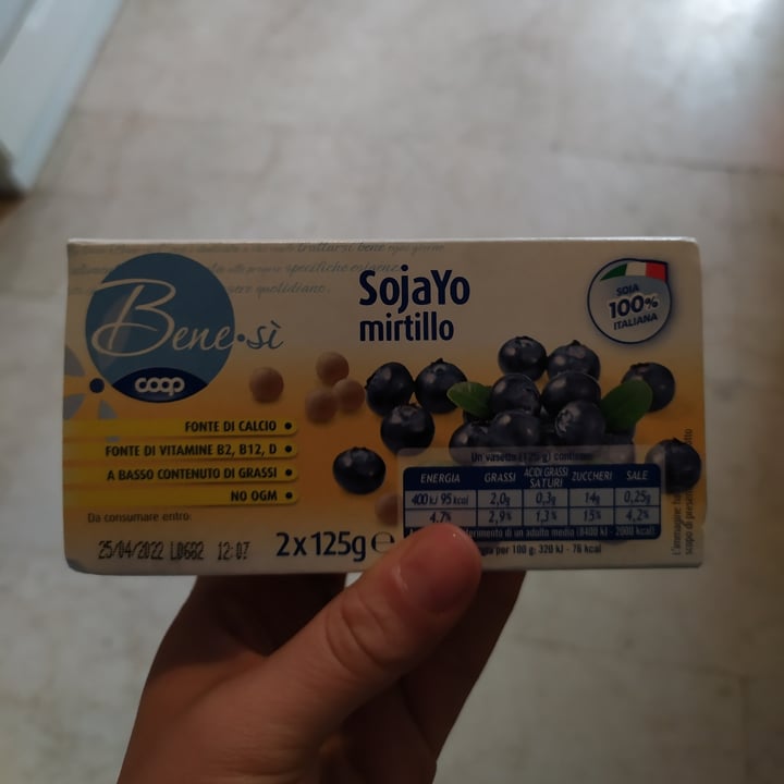 photo of Bene.Si coop Yogurt Al Mirtillo shared by @viniacava on  12 Apr 2022 - review