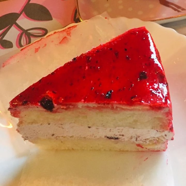 photo of Gesell Pasteleria Bakeology Torta Vegana shared by @jamespalumbo on  31 Dec 2021 - review