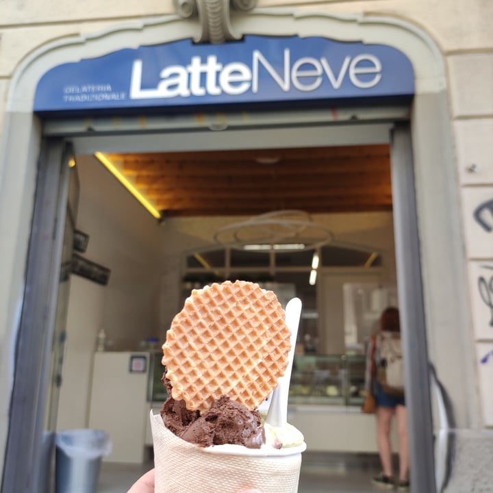 photo of Gelateria Traditional LatteNeve Gelato shared by @lalaravegana on  09 Jul 2022 - review