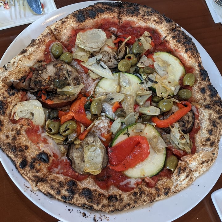 photo of ZAZZ Pizza Vegan Veggie Delight shared by @preethiness on  19 Sep 2021 - review